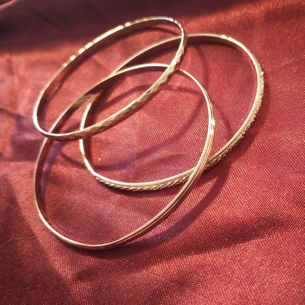 Set Of Three Vintage Stackable Bangle Bracelets - image 2